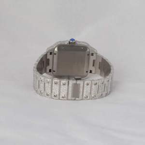 Montre de mode moderne en argent avec affichage analogique carré, accents en moissanite, mouvement à quartz et détails élégants en diamant - Product Image 6