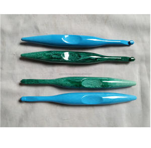 Crochets à crochetage ergonomiques en résine pour débutants et professionnels - Product Image 2