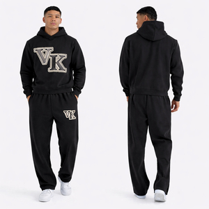 ชุดเซ็ตฮู้ดดี้โอเวอร์ไซส์ผู้ชาย แบรนด์ VK โลโก้ ชุดลำลองผ้าฟลีซ เสื้อสเวตเชิ้ต กางเกงจ็อกเกอร์ ชุดลำลองฤดูหนาว สตรีทแวร์ ชุดกีฬา - Product Image 2