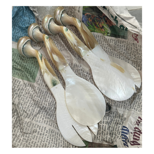 Cuillères artisanales en coquillages du Vietnam pour la décoration intérieure côtière, les boutiques de cadeaux, les collections de vaisselle et la vente au détail mondiale - Product Image 1