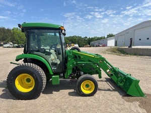 Tractor Compacto de Servicio Pesado 2026 4052R Z214892 de Alto Rendimiento, Suministro al por Mayor - Product Image 3