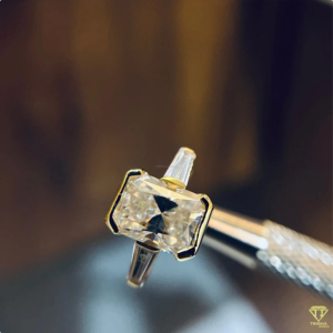 Exclusive Pear & Princess Cut VVS Moissanite Diamond <b>Ring</b> <b>Crafted</b> in 925 Sterling Silver for Woman - Product Image 5