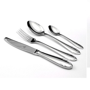Ensemble de couverts élégants en acier inoxydable doré, noir et argenté, poli miroir, durables et réutilisables, pour mariages et fêtes - Product Image 6