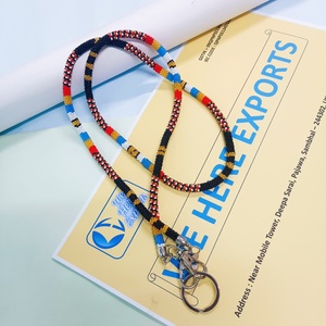 Chaîne de corps artisanale multicolore perlée pour femme, style bohème tribal, durable et confortable, pour clés, téléphone, carte d'identité, idéale pour anniversaire et fête - Product Image 3