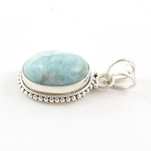 Colgante unisex de diseño clásico para uso diario, hecho a mano en Jaipur, de plata de ley 925 con larimar azul marino, para yoga, meditación y espiritualidad. - Product Image 6