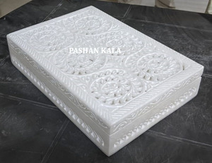 Meilleure qualité boîte à découper en marbre blanc forme rectangulaire conception de sculpture faite à la main utilisée pour la décoration de la maison et les cadeaux - Product Image 5