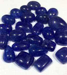 Piedras naturales sueltas de tanzanita de alta calidad, cabujón liso pulido liso, fabricación de joyas con forma mixta, precio mayorista por quilate - Product Image 2