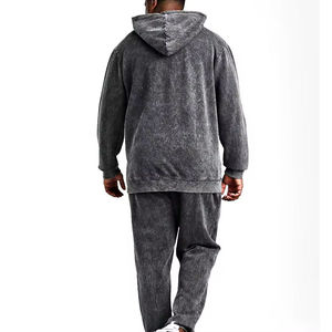 Survêtement homme personnalisé avec logo brodé, respirant, effet délavé, 100% coton, streetwear, bonne qualité et confortable. - Product Image 2