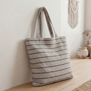 Bolsa de Mano Tejida a Mano con Rayas Grises para Uso Casual, Bolsa de Compras de Algodón, Bolsa de Ropa Tejida Ecológica y Duradera - Product Image 3