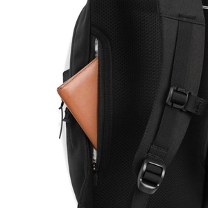 Mochila Minimalista Ligera, Unisex, Multifuncional, con Cierre de Cremallera, Negra, Hecha en Vietnam - Product Image 3