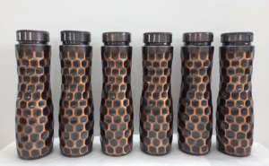 ขวดกีฬาทองแดงติดเพชรแบบโบราณสุดหรูดีไซน์ประณีตเป็นมิตรกับสิ่งแวดล้อมทำด้วยมือสำหรับดื่มโดยตรง - Product Image 6