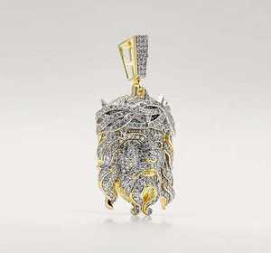 Colgante de Lujo con Cabeza de Jesús Bañado en Oro y Moissanita VVS, Joyería Hip Hop con Aspecto de Diamante, Ícono de Streetwear - Product Image 1