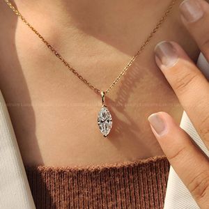 Pendentif solitaire en diamant marquise, collier en or rose, style solitaire élégant - Product Image 4