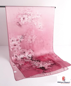 Écharpe longue de luxe personnalisée imprimée, tissu doux, marque blanche, fabricant de textiles OEM ODM, fournisseur de mode à marque privée - Product Image 1