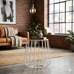 Mesa de centro redonda de inspiración industrial con base de metal y tablero con acabado en nogal, ideal para complementar la decoración de la sala de estar. - Product Image 1