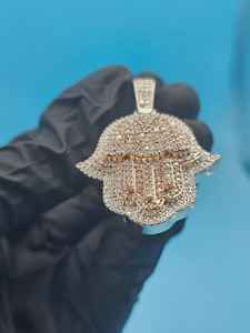 Colgante Hamsa de Moissanita VVS, Plata 925, Colgante Iced Out, Colgante Hip Hop, Colgante Mano de Fátima, Colgante de Protección, Colgante de Buena Suerte - Product Image 2