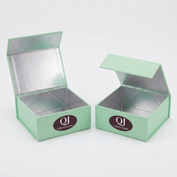 Boîte QJ personnalisée avec logo, boîte d'emballage magnétique portable à gaufrage, boîte à logo magnétique violette, boîte cadeau rigide de luxe personnalisée