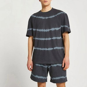 Conjunto de Camiseta y Pantalones Cortos Tie Dye para Hombre, Estilo Urbano Oscuro Premium, Atuendo de Verano Minimalista Casual de Dos Piezas, Algodón Suave Personalizado - Product Image 1