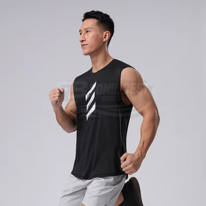 เสื้อกล้ามออกกำลังกายผู้ชาย โพลีเอสเตอร์ ระบายอากาศ แห้งเร็ว สวมใส่สบาย ไม่มีแขน  โลโก้ด้านหน้า  ไซส์ใหญ่  รับออกแบบตามสั่ง บริการ OEM - Product Image 4