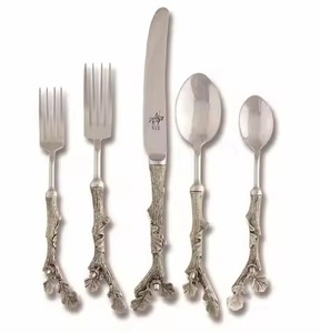 Ensemble de couverts en métal de luxe avec cuillère, fourchette, couteau, finition miroir, ustensiles de table pour hôtel, restaurant et repas à domicile - Product Image 2