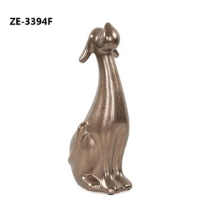 Escultura Metálica Hecha a Mano, Estatua Decorativa de Lujo para Sala de Estar, Escultura Moderna de Perro en Aluminio para Interiores - Product Image 1