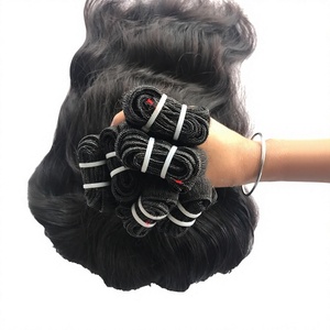 Extensions de cheveux humains 100% naturels indiens Remy vierges bruts ondulés, cuticules entièrement alignées, grade 12A, double trame machine, provenance Inde du Sud - Product Image 1