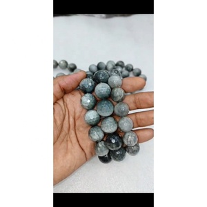 Pulseras de Piedras Preciosas con Cuentas Redondas Facetadas de Ojo de Gato Gris Natural, Estilo Feng Shui, con Figura de Mascota, Venta al Por Mayor - Product Image 1