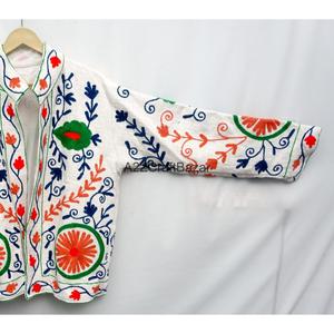 Chaqueta Tradicional Hecha a Mano con Bordado Suzani, Cuello en V, Transpirable, de Secado Rápido, Ecológica, con Diseño Floral Vintage para Mujer - Product Image 5