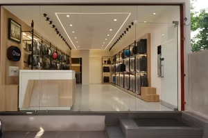 Stylish Department Store Interior Design Modern Retail Setup Display Racks Product Shelving Units Smart Layout Interiors - Product Image 3