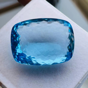 Topaze bleue naturelle, taille coussin, grande taille 77,66 carats, qualité AAA, lustre AAA, fabrication et polissage parfaits. - Product Image 5