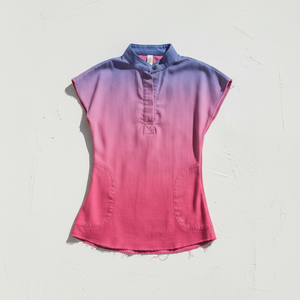 Conjunto de Uniformes Médicos con Degradado de Color para Mujer – Blusa de Manga Corta y Pantalones Jogger |   Uniforme de Enfermería Moderno - Product Image 1