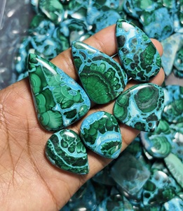 Prix de gros – Cabochons et pierres précieuses en chrysocolle et malachite 100 % naturelles de haute qualité, formes variées pour la fabrication de bijoux - Product Image 2