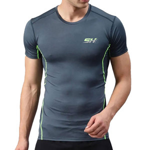 T-shirt de compression pour homme, style tendance, manches courtes, design moderne, impression par sublimation, léger, doux pour la peau - Product Image 1