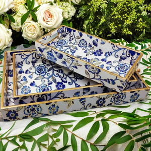 Ensemble de plateaux en bois émaillé bleu or artisanal avec trois motifs floraux Poignées pratiques Jetables pour la décoration de la maison 100 pièces - Product Image 1