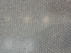 Tissu en nylon blanc à sequins en gros, maille hexagonale ouverte et embellissements scintillants pour robes de soirée et tenues de gala - Product Image 5