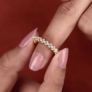 Anillo de eternidad con diamantes baguette y redondos en oro de 14K, anillo de boda alternado, eternidad completa, apilable, regalo de aniversario nupcial para ella - Product Image 5