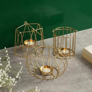 Portavelas Metálico Hecho a Mano en Forma de Corazón o Óvalo, Decoración Navideña de Lujo para el Hogar, Portavelas Elegantes - Product Image 6