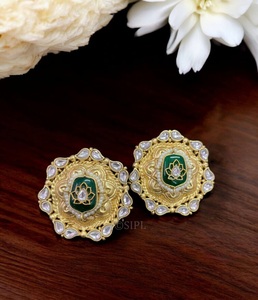 Pendientes chapados en oro con diseño de flor de esmalte azul, perla de imitación, estilo vintage para mujer, joyería de boda - Product Image 3