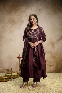 Conjunto de Pantalón y Kurta Anarkali Bordado de Lujo para Mujer, Traje Étnico de Diseñador para Fiestas, con Dupatta - Product Image 2