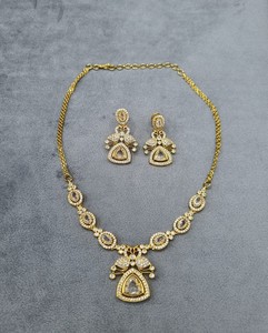 Conjunto de Collar Delicado con Motivo de Pavo Real y Piedras Talladas en Trillón, con Pendientes a Juego, Joyería Tradicional Étnica para Bodas - Product Image 6