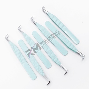 แหนบดัดขนตา RMI สีเขียวมิ้นท์เคลือบผงสแตนเลส ปลายแหลมแม่นยำ มุม 90 องศา จับกระชับ ปลายเรียบ ยาว 10 มม. - Product Image 3