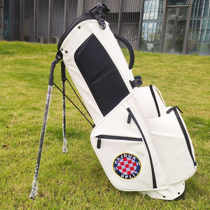 Sac de golf léger en cuir synthétique avec support stable intégré et poignée ergonomique pour une portabilité facile sur le parcours - Product Image 1