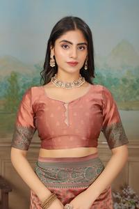 Sari de Seda Banarasi de Diseño Único y Elegante para Mujer, Perfecto para Festivales, Bodas y Fiestas, Disponible para la Venta - Product Image 4