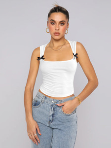 Vente en gros de débardeurs courts sexy en nylon Y2k décontractés pour femmes, col carré, style streetwear - Product Image 1