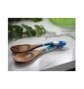 Cuchara de Madera y Resina con Diseño en Tonos Azul Cielo y Blanco, Cuchara para Servir Ensaladas y Postres - Product Image 4