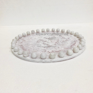 ถาดเสิร์ฟเรซินลูกปัดสีขาวทรงกลมแบบทำมือสำหรับตกแต่งโรงแรมหรือใช้ในบ้าน - Product Image 2
