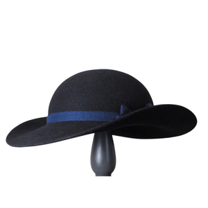 Chapeau de costume Napoléon Bicorne pour adultes, chapeau en laine pour uniforme Napoléon avec dentelle tressée argentée, Bicorne à prix abordable - Product Image 1