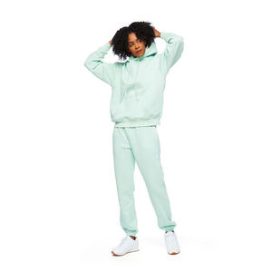 Ensemble de survêtement de sport pour femme, coupe ajustée, noir, de haute qualité, avec logo personnalisé, pour grandes tailles, idéal pour l'automne - Product Image 1