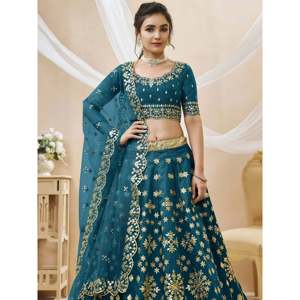 Lehenga Choli de mariage en soie artisanale bleu irrésistible avec broderies Zari pour femmes - Product Image 2