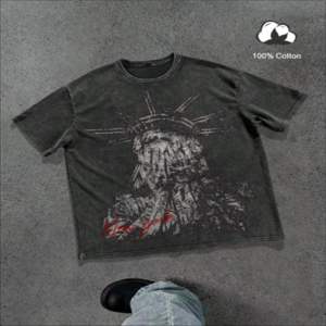 เสื้อยืดโอเวอร์ไซส์ผ้าฝ้าย 100% สกรีนโลโก้ตามสั่ง ขายดี ทรงบ็อกซี่ สำหรับผู้ชาย เสื้อยืดเปล่าเรียบๆ สกรีนลายสตรีทแวร์ ขายส่งจำนวนมาก - Product Image 1